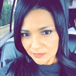 Meet your Posher, Perla